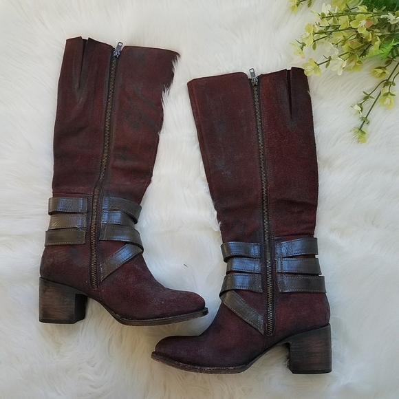 FREEBIRD Siera Red Suede Heel Boot - Picture 6 of 9